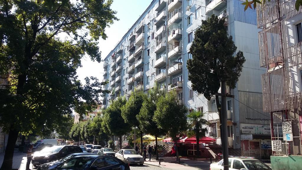 Lika'S Apartment Batumi Exterior foto